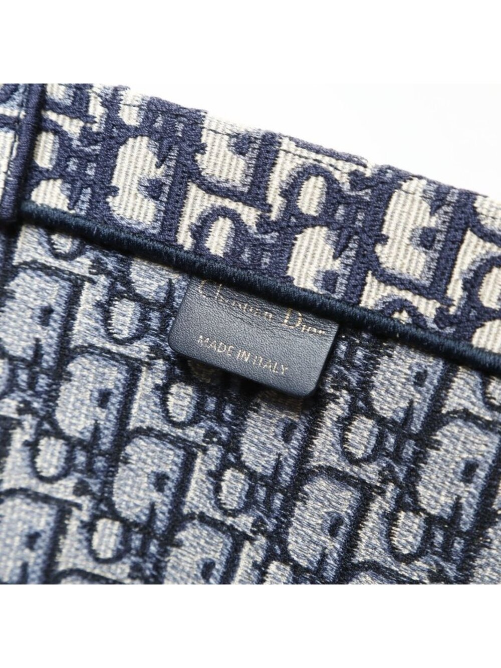 Dior Tote Book Canvas - Picture 9 of 10
